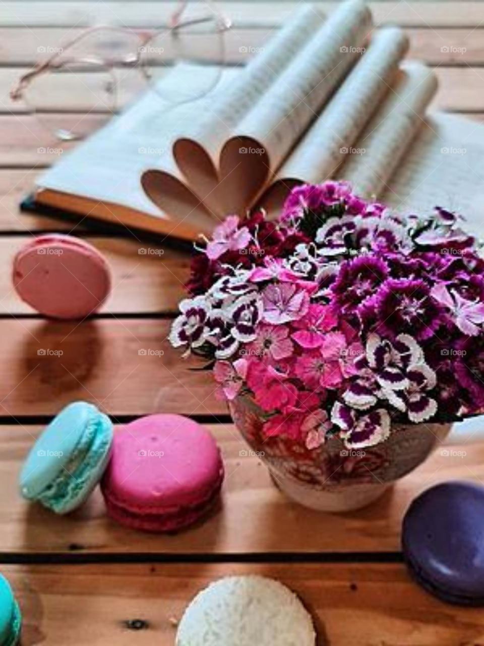 Macarons are delicious and designable