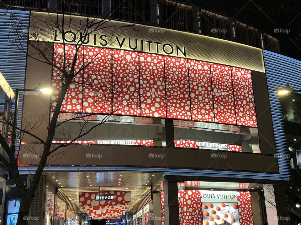 Breeze department and Louis Vuitton