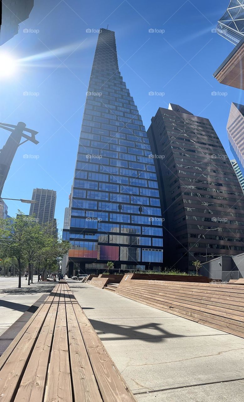 Downtown vibes in the summer 