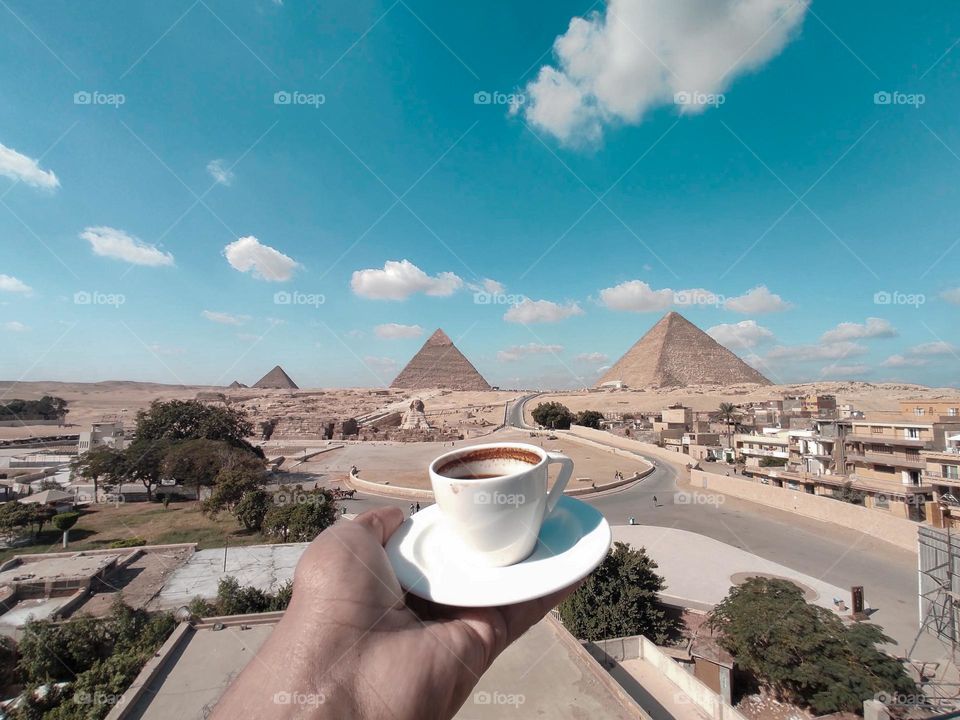morning coffee infront of Pyramids