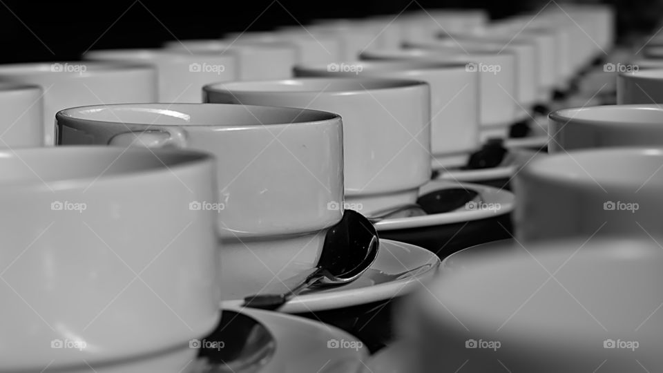 Sets coffee cups in monochrome