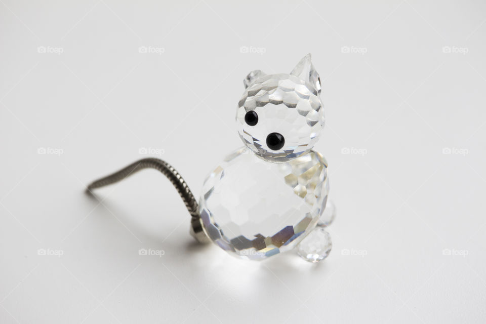 Crystal cat missing eye and ear