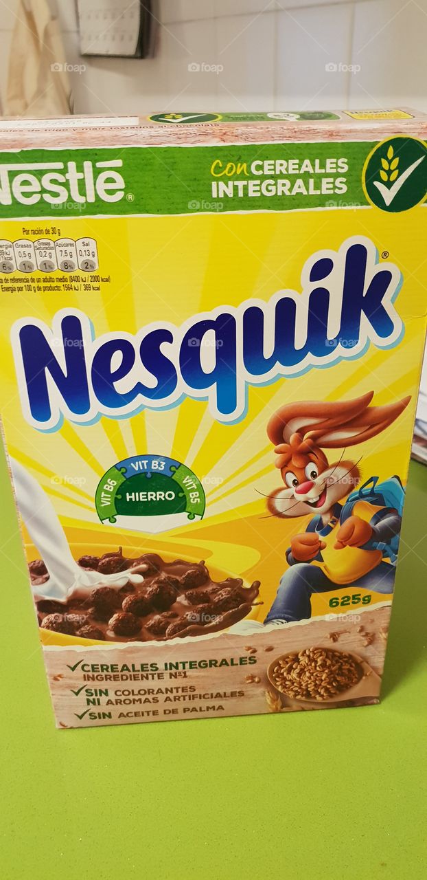 desayunando cereales