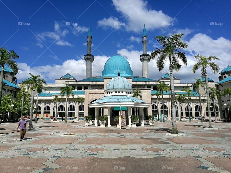 Mosque in International Islamic University Malaysia in the morning