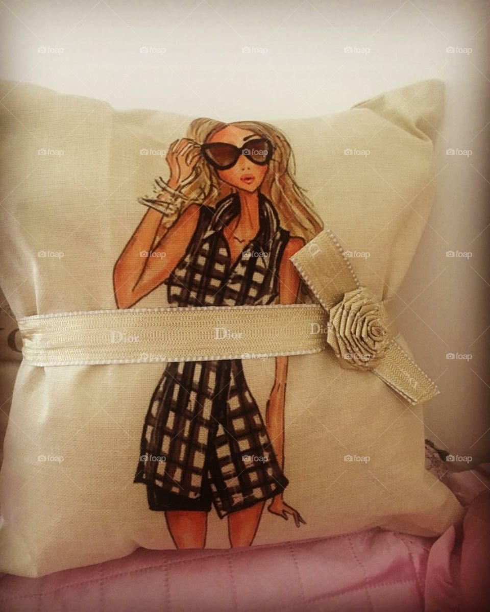 Fashion cushion
