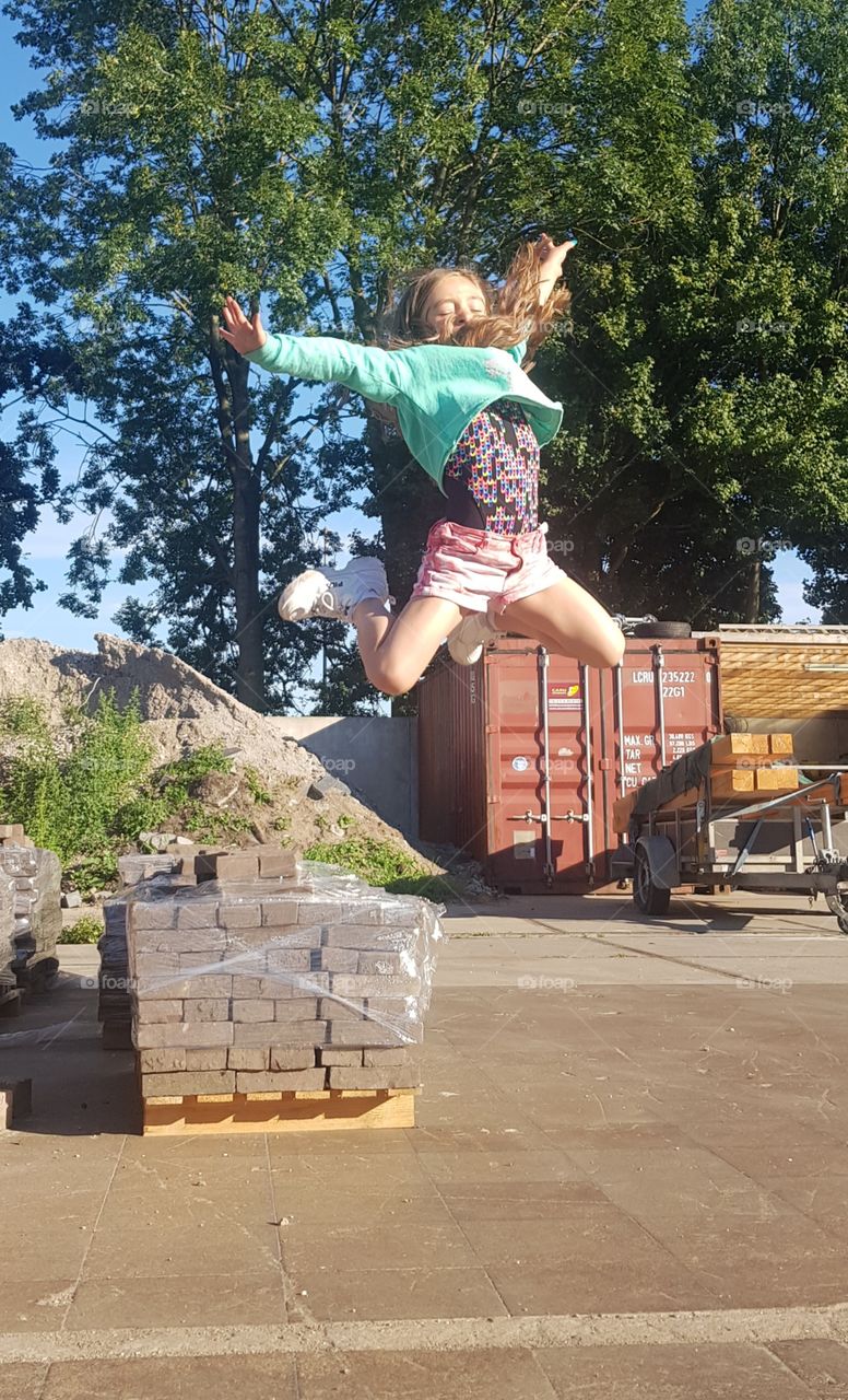 A leap into the air, grilsfun