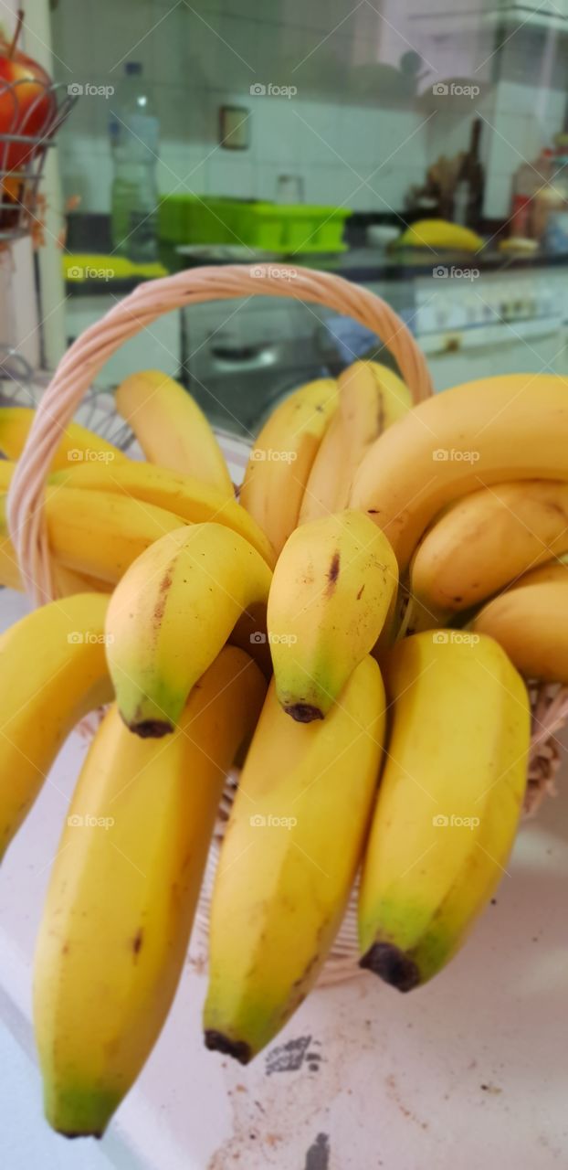 😋🍌🍌🍌
