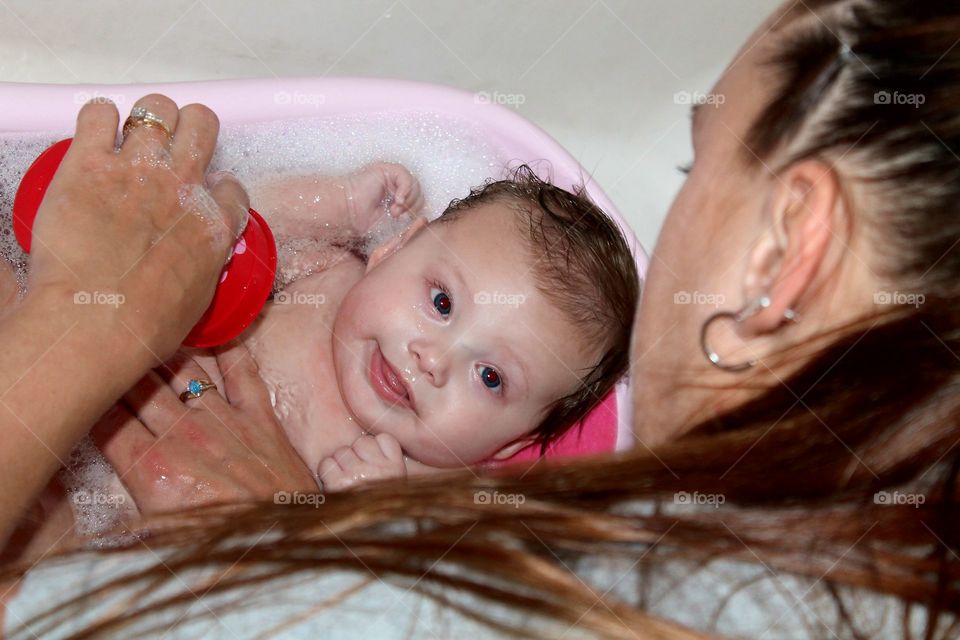 Baby time bath
