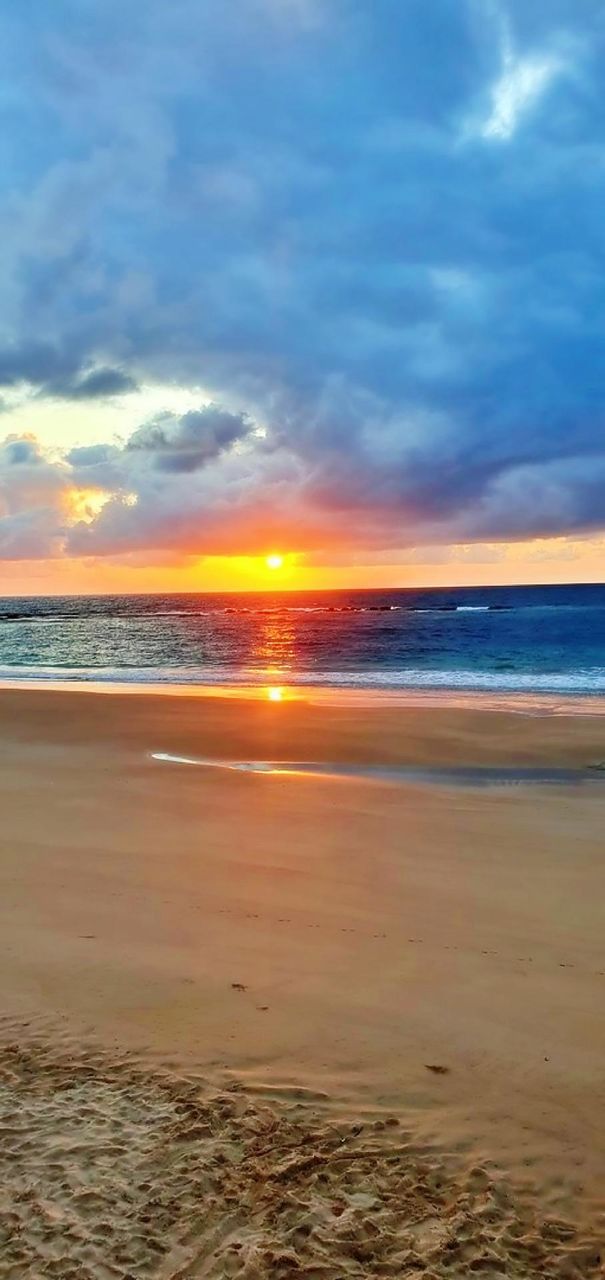 environment sunshine reflection peaceful day island air calm coast abstract tropical vacation golden panoramic tree season tranquil atmosphere tourism scenery seascape cloudy paradise natural panorama weather heaven clouds cloudscape bright scene col