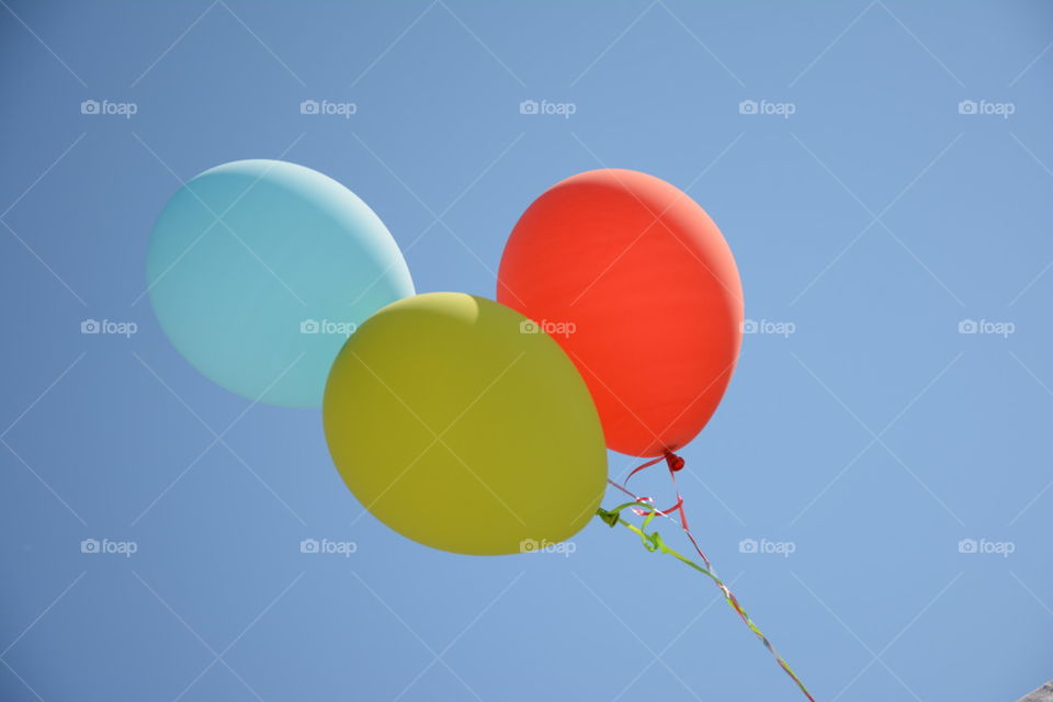 baloons in sky