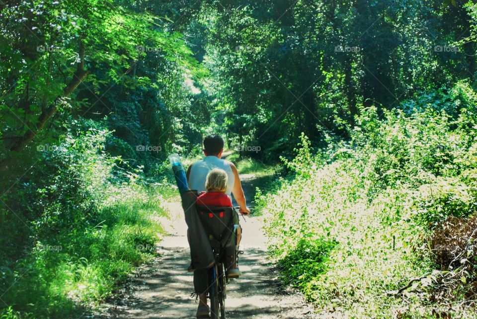 Cycling together