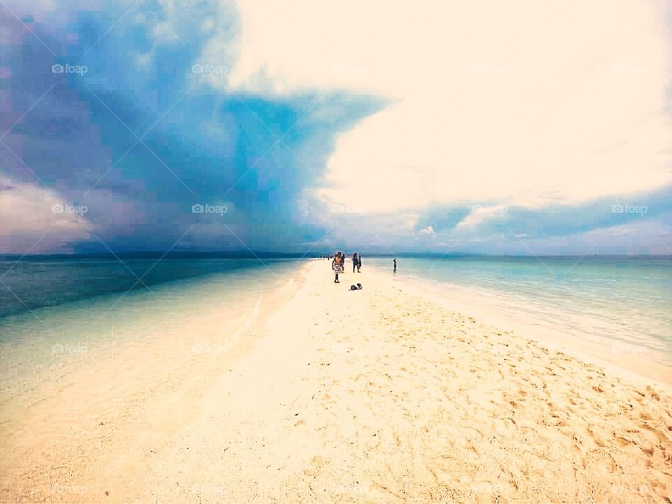 kalanggamam beach in philippines