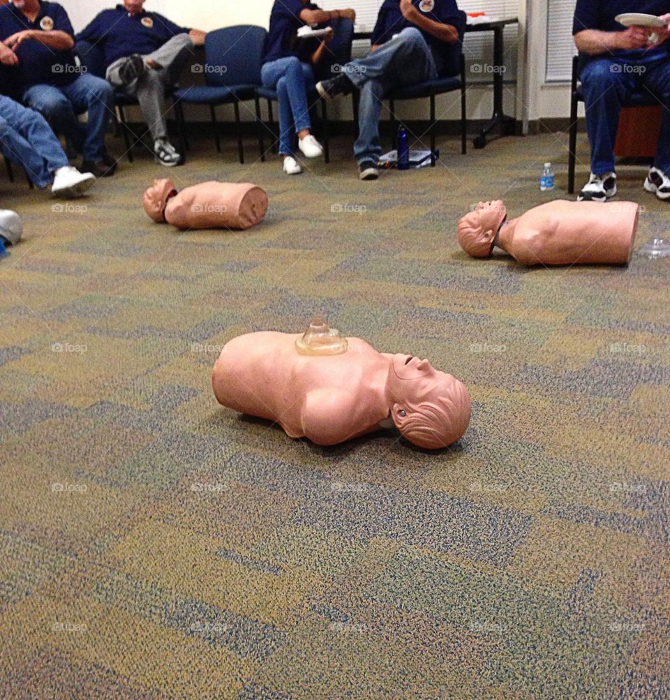 CPR LESSONS WITH Model Annie.