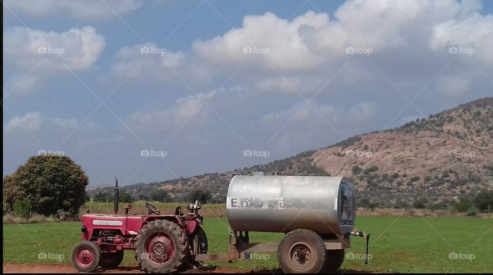 tractor