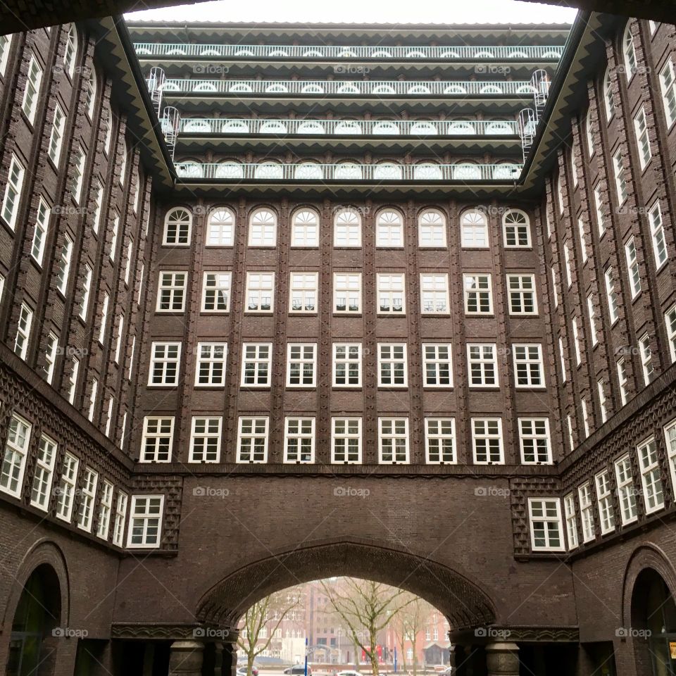 Hamburg.Chilihaus-neoclassicism 