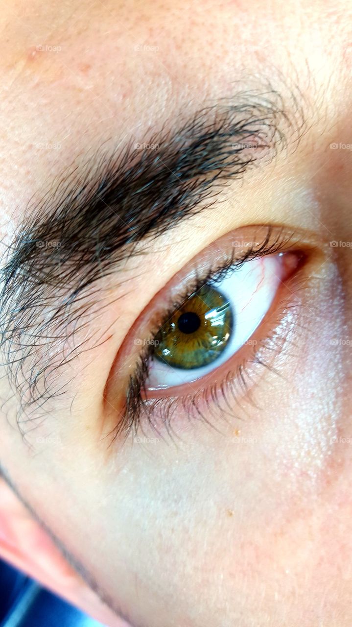 green colored eye