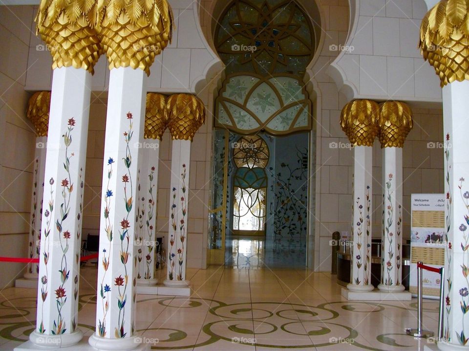 Sheikh Zayed grand mosque in Abu Dhabi 