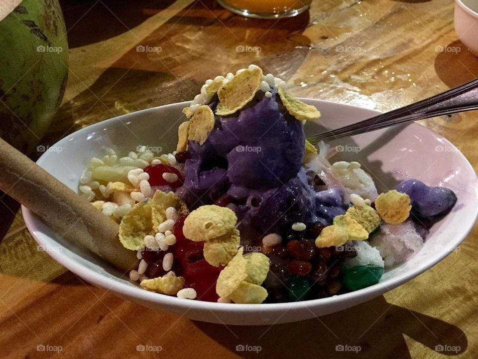 Halo halo