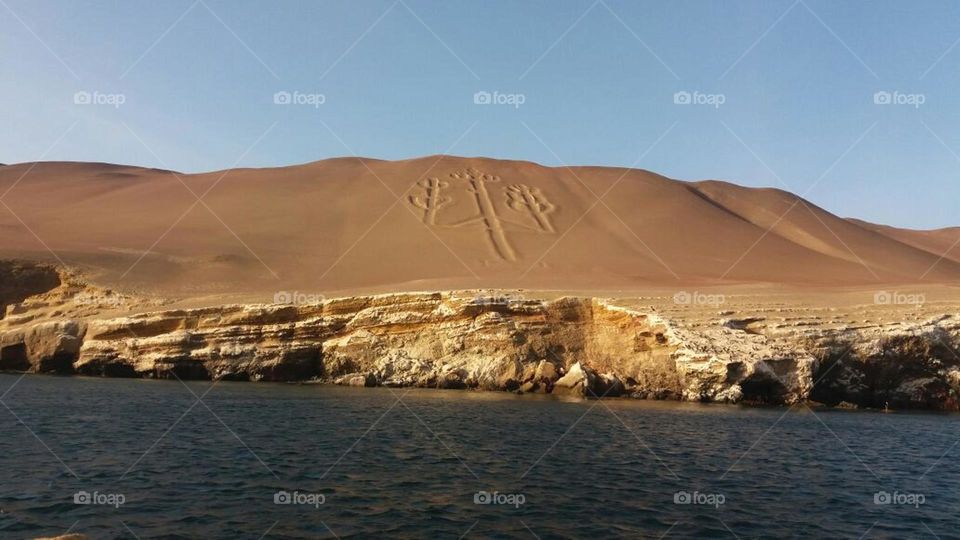 That mark has more than 2,500 years. Ica - Perú