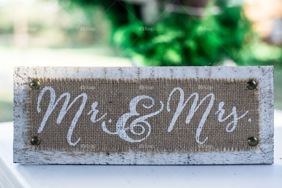 Canvas Mr. and Mrs. sign with white letters