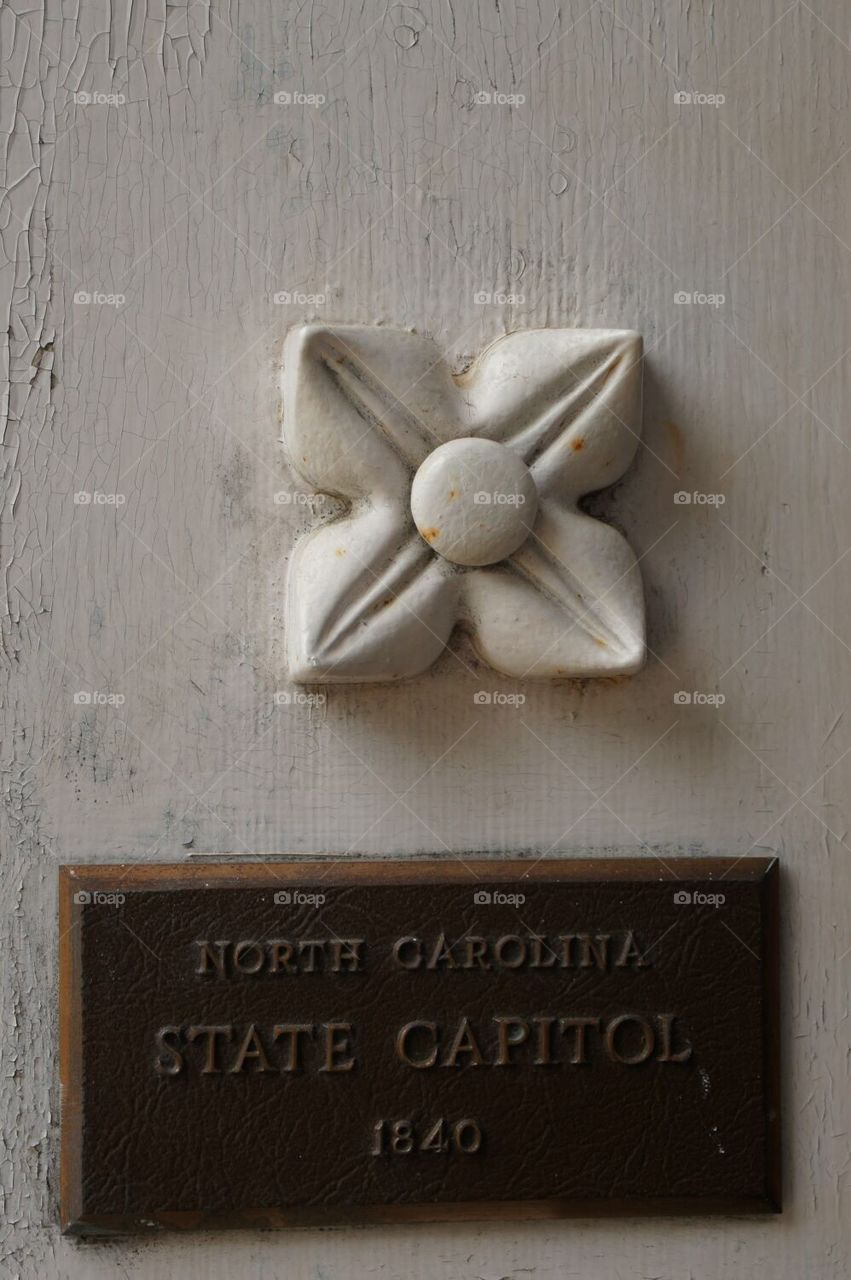 North Carolina State Capital Building sign
