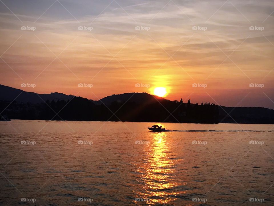 Sunset boat 