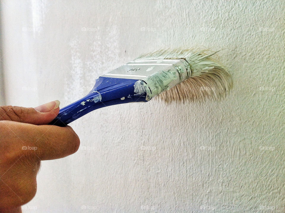 white wall house paint by munda.net