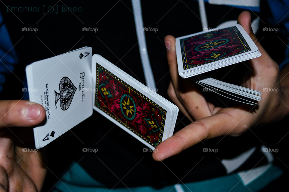 Card shuffle