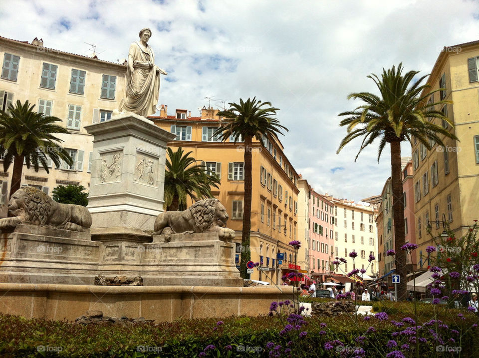 statue place corse ajaccio by chiroquia