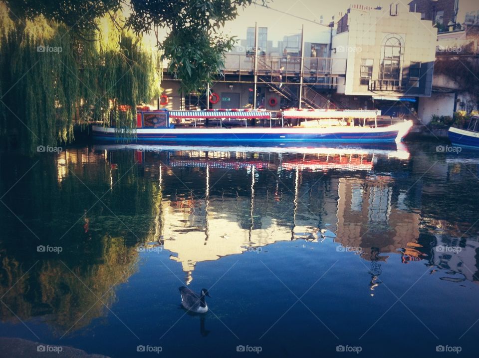 🚤Camden Lock, London🚤 http://jkvdtsar.tumblr.com (https://www.instagram.com/p/BhCiQVZAmyf/?taken-by=jkvdtsar)