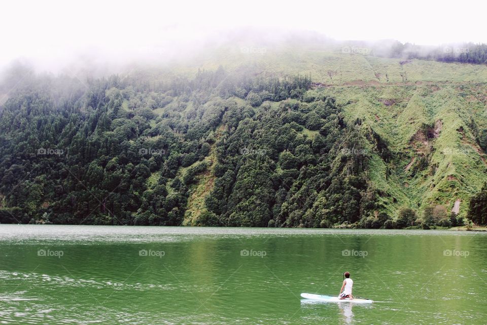 Paddle in the fog