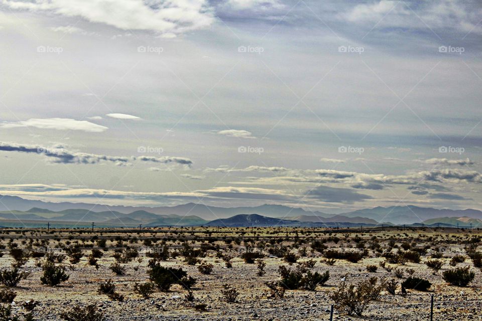 desert Plains, mountains