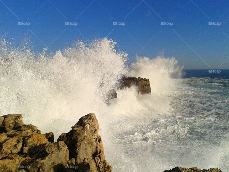 sea waves by lenovski