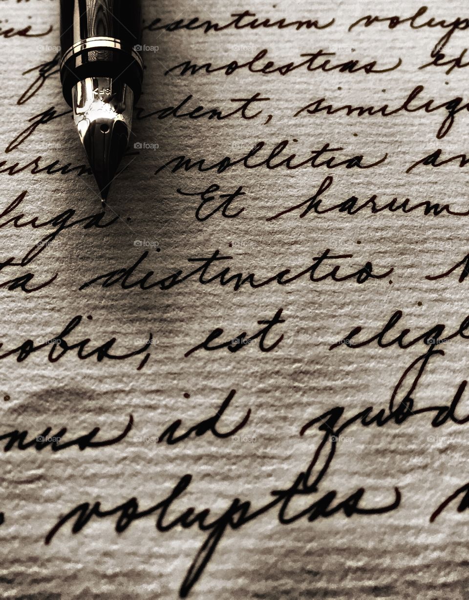 Cursive Handwriting with Fountain Pen in Black and White 