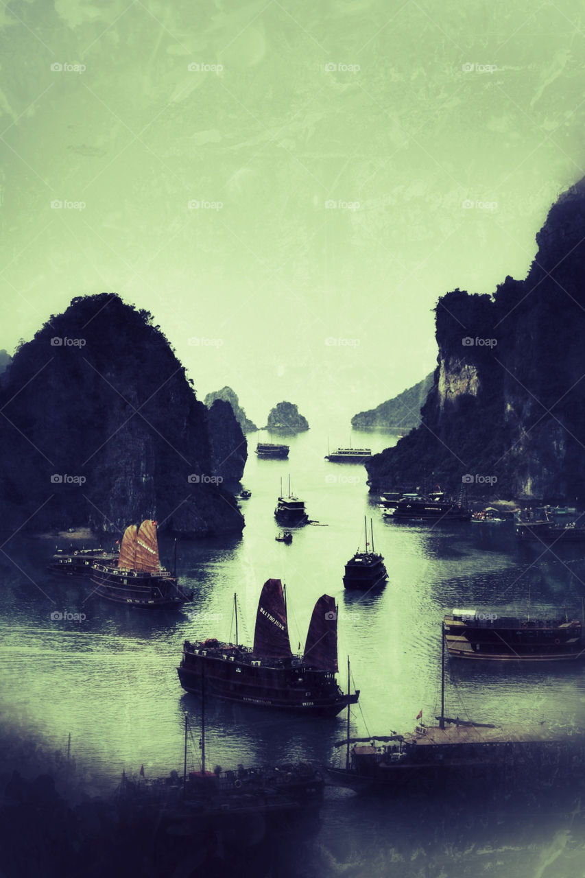 travel boats vietnam wonders by olijohnson