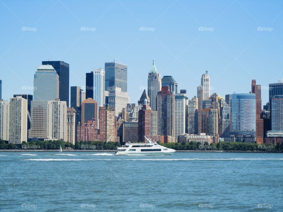 Boating on the Hudson River 