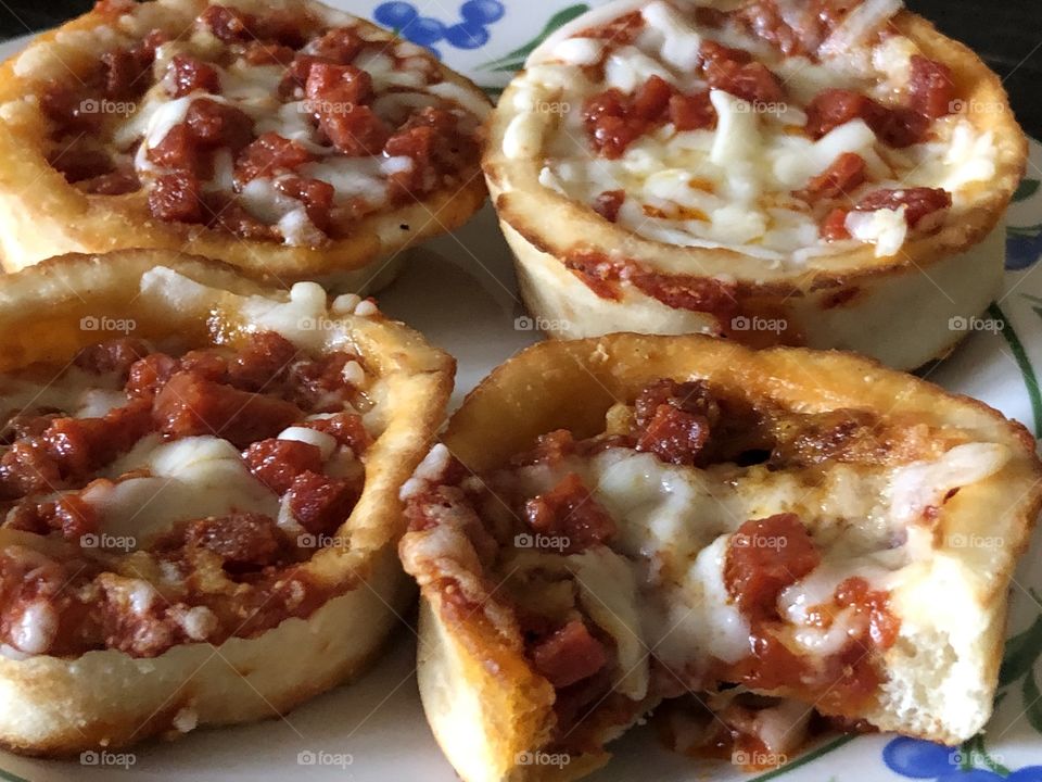 Pepperoni cheese little pizzas