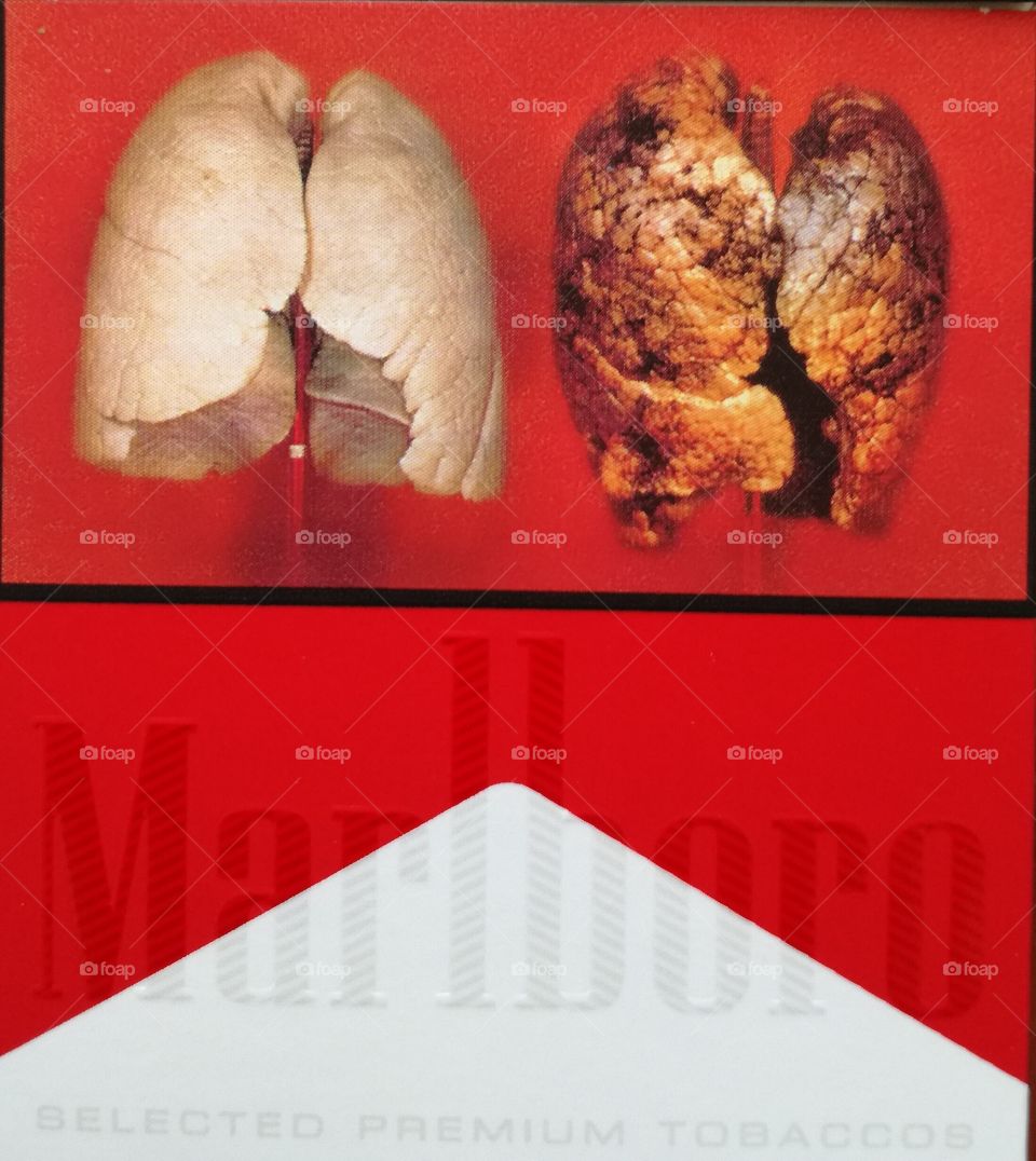 #marlboro #ferrari #jecket #red #color #smoke #trumblr #smoking #box