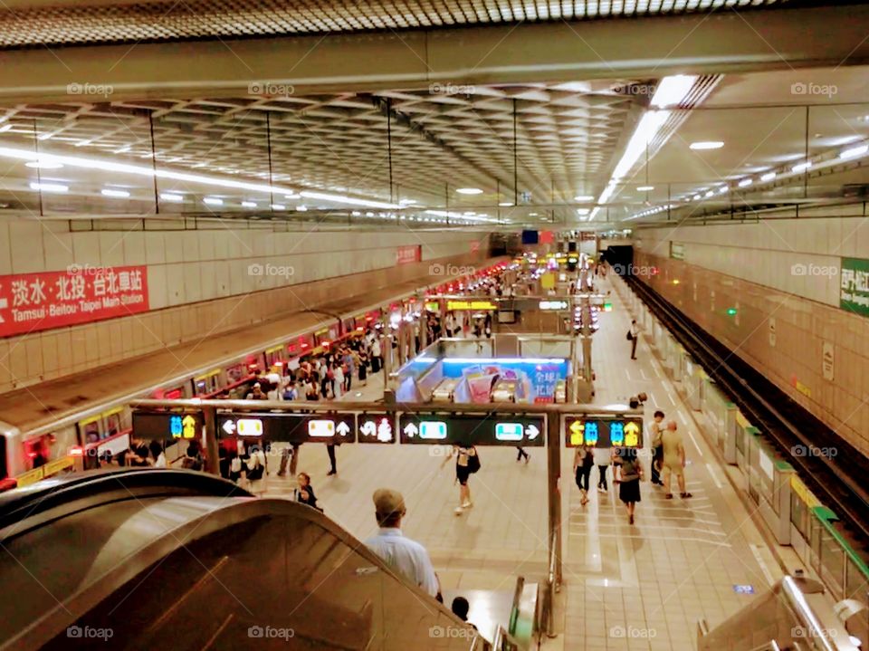 The city that never sleeps, Taken during the Train transfer of one of the train station of Taipei City