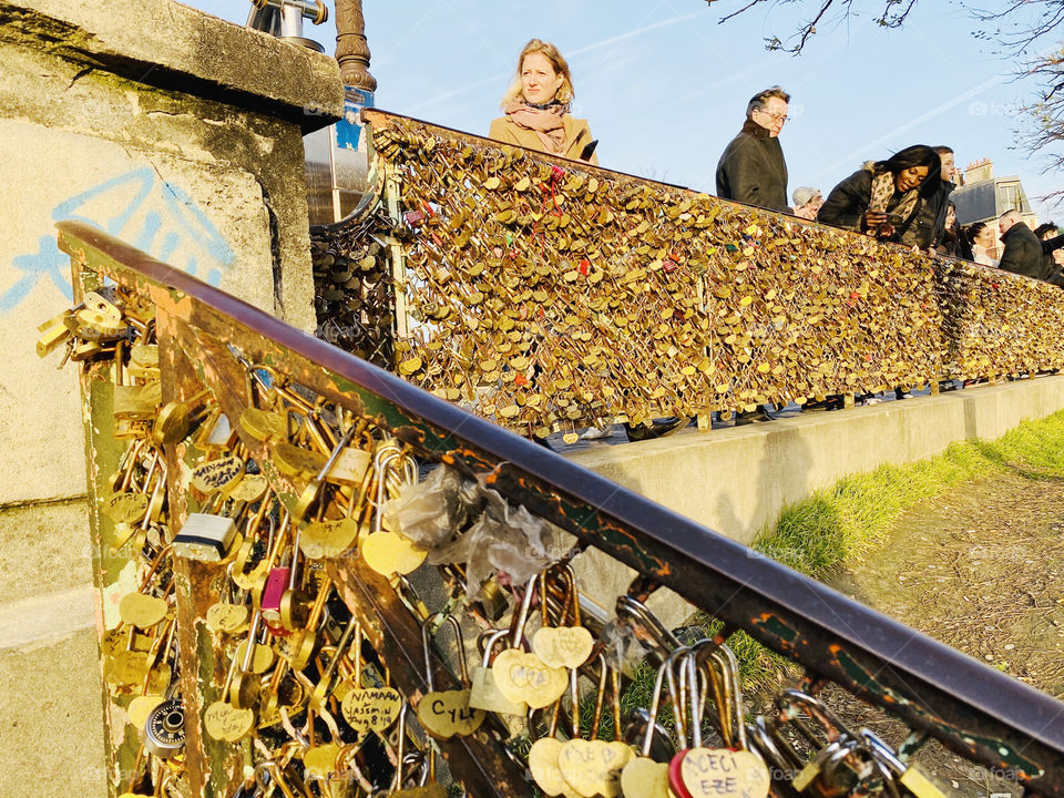 Love locks covering the Basilica of the Sacred Heart of Paris 