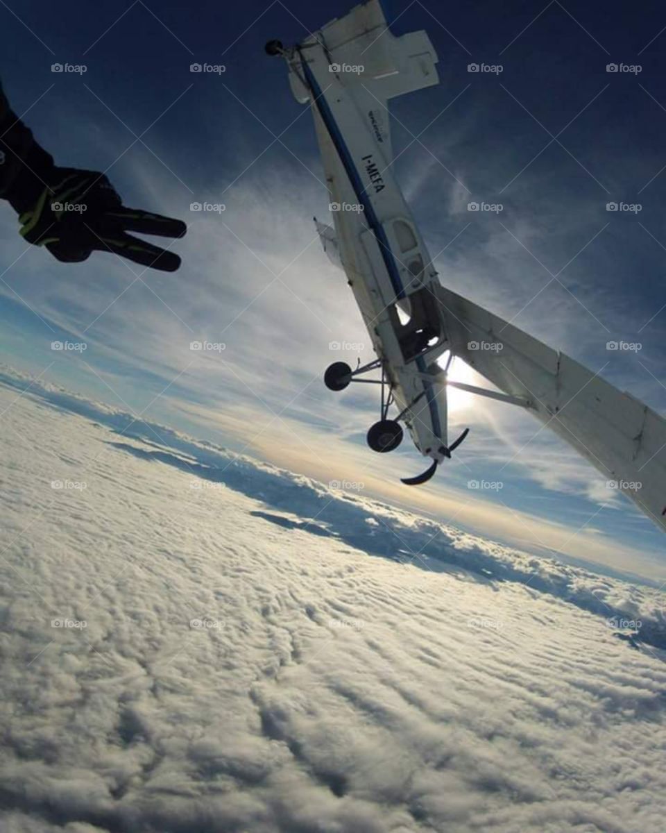 Skydive Plane Dive