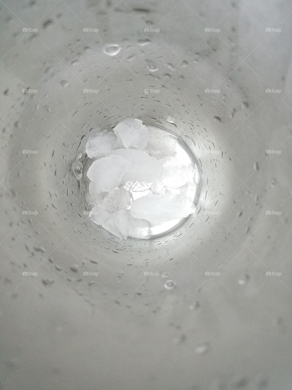Tunnel View of Stainless Silver Tumbler with Ice