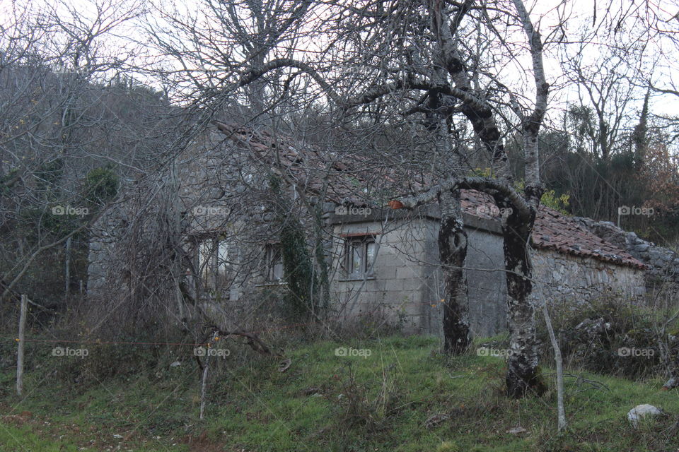 Italy countryside... old house abandoned