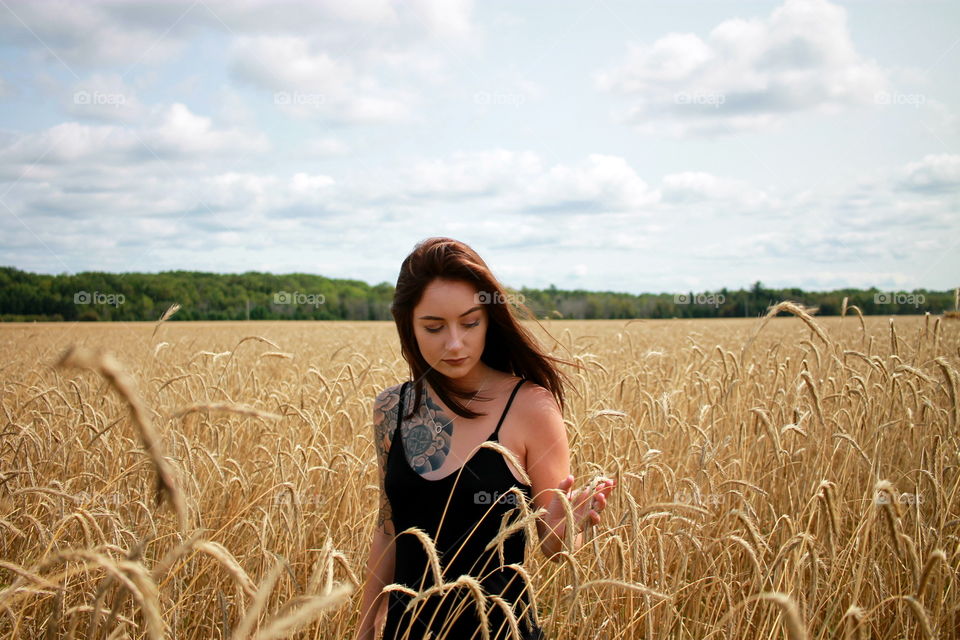 Photo shoot with my best friend in a field!