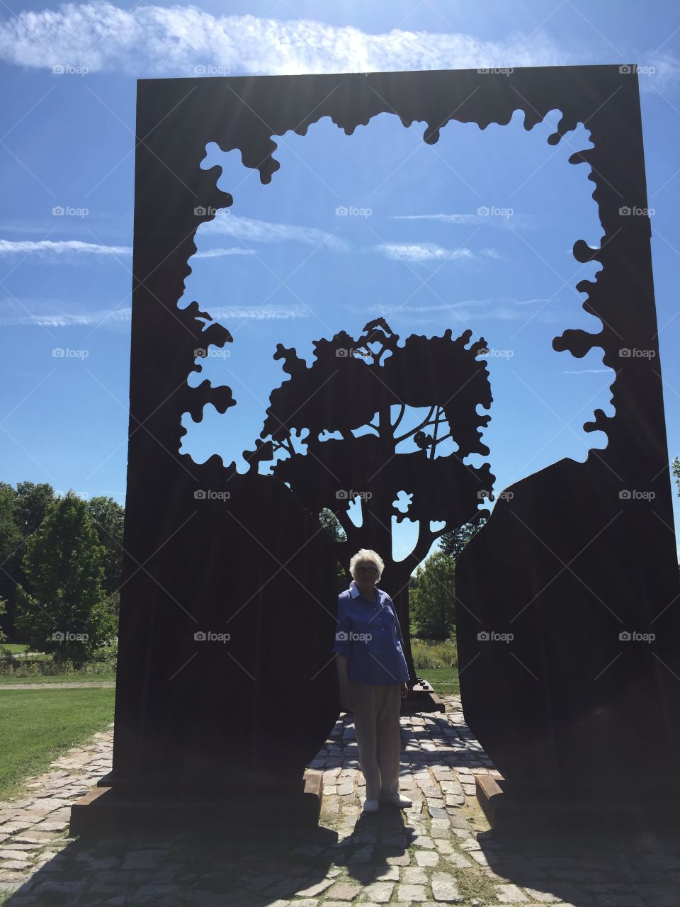 Toledo botanical gardens tree sculpture 