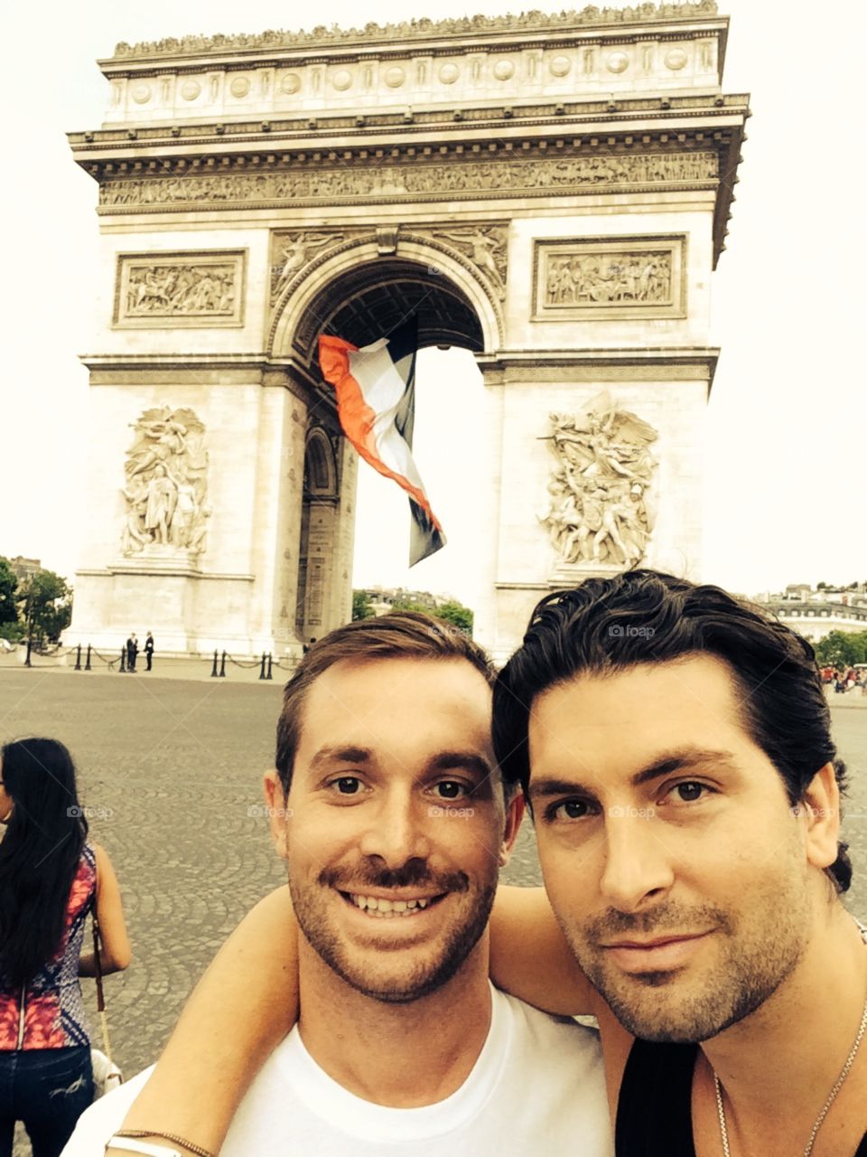 Two Dudes taking in Au Paris