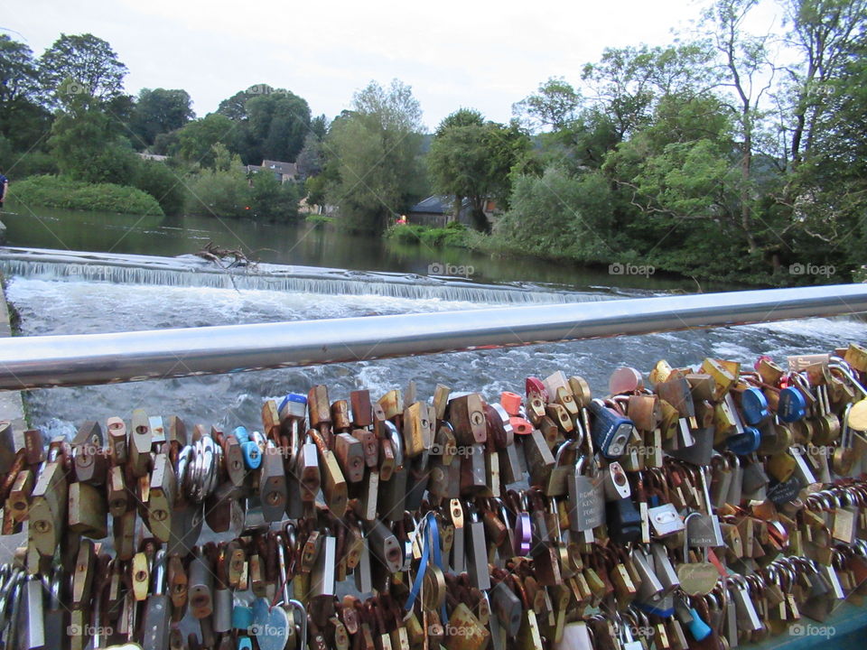Love lock bridge derbyshire.