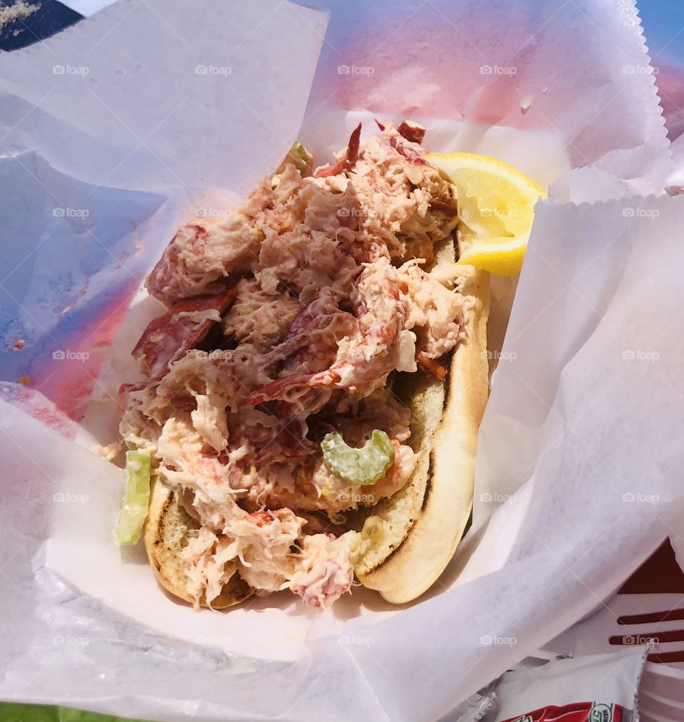 Lobster roll