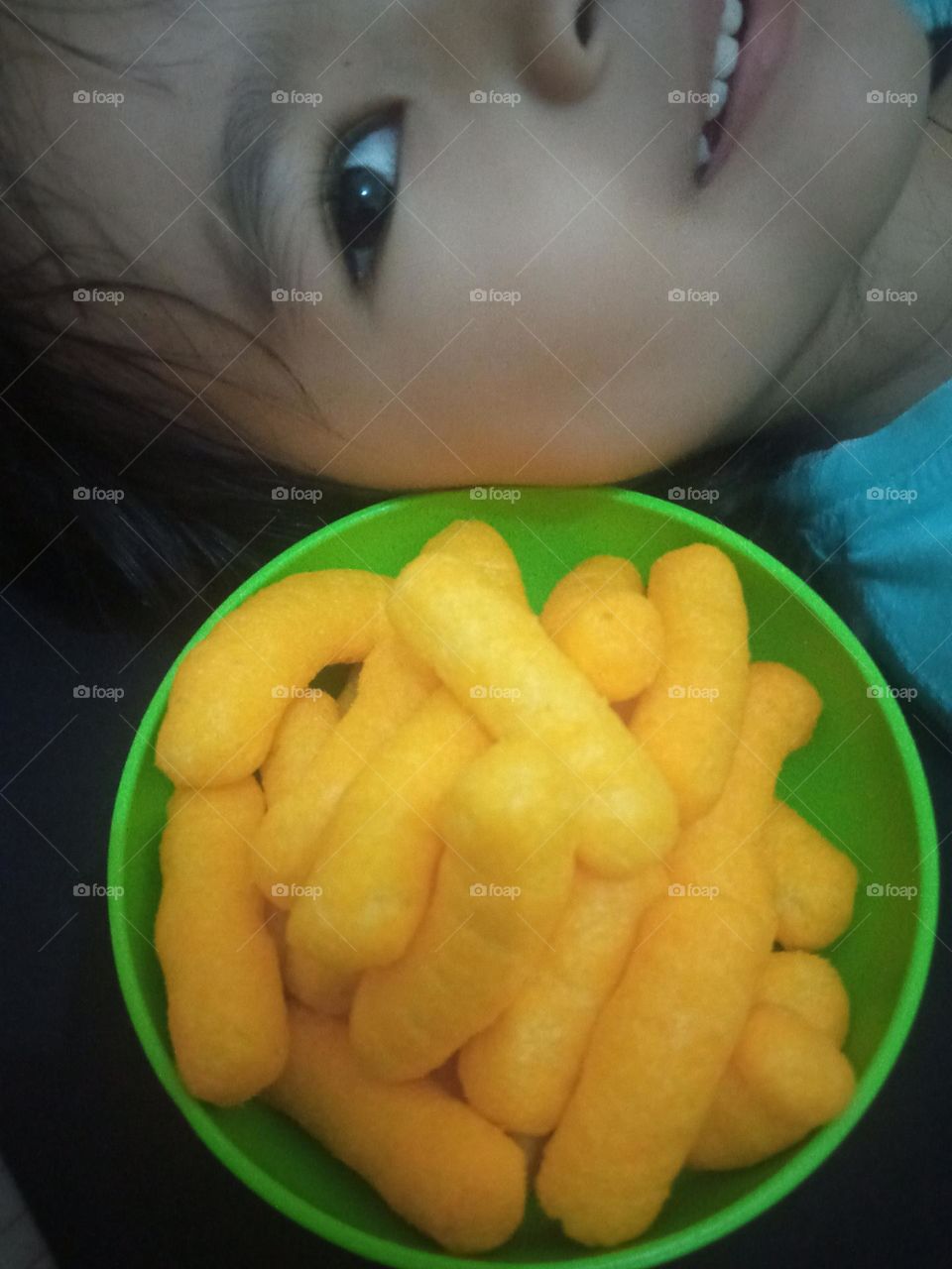 be authentic : humans' eyes