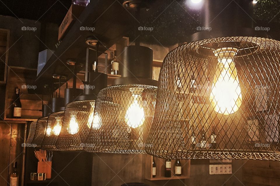 bar counter hanging lamps